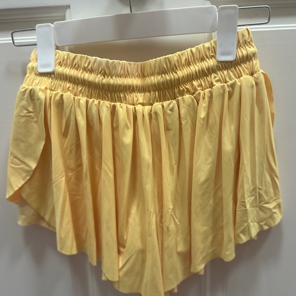 [{SOLD!}] 💛💛SUPER CUTE KEIKI KONA DUPE BUTTERFLY SHORTS!!💛 - Picture 5 of 6